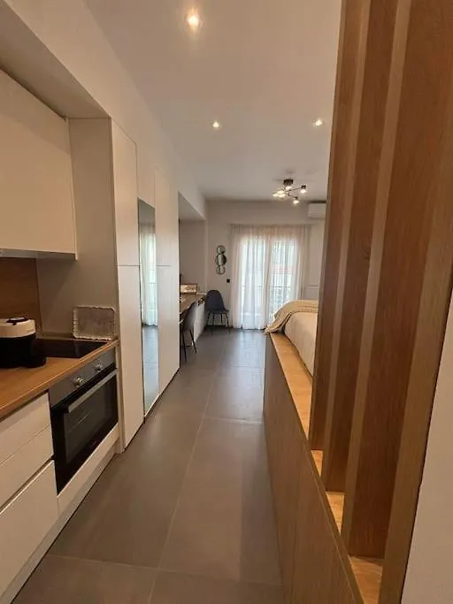 Thessalonian Suite I - 2 Steps From White Tower Салоники Апартаменты