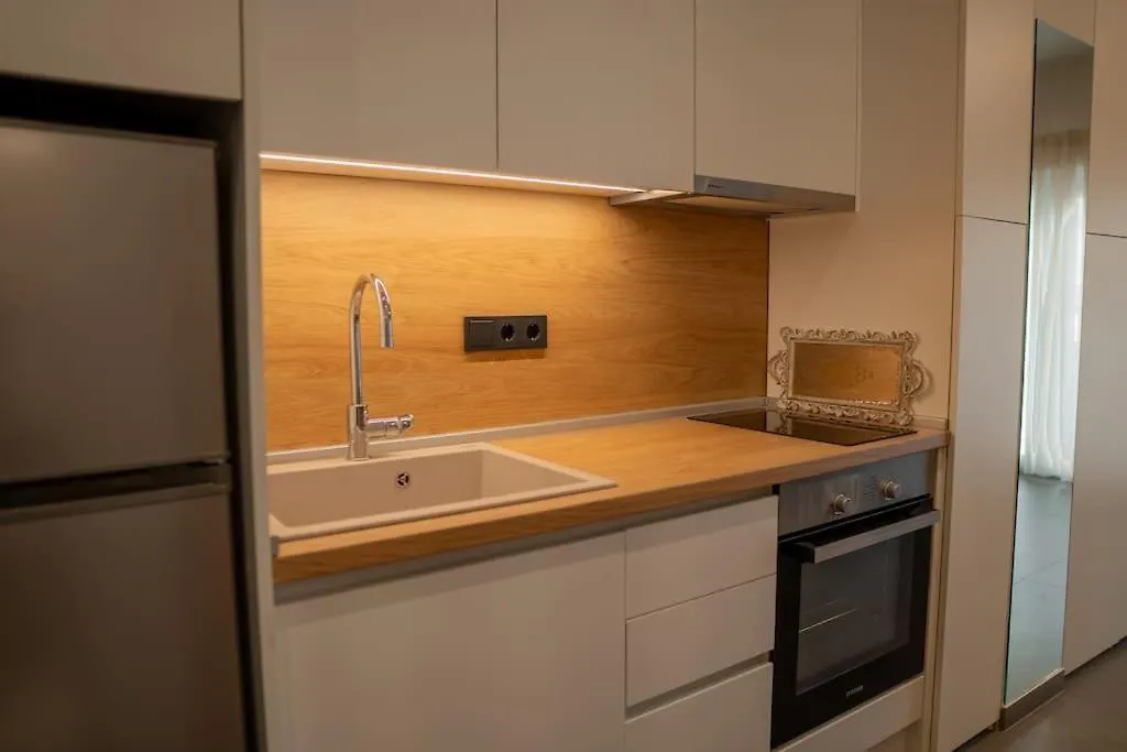 Thessalonian Suite I - 2 Steps From White Tower Салоники Апартаменты